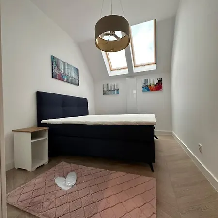 Gorska Osada 21 アパート